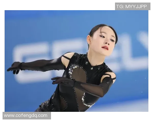 花滑法国站-凭3A加持,17岁新秀领跑女单短节目!双人日加争锋 花滑法国站-凭3A加持,17岁新秀领跑女单短节目!双人日加争锋