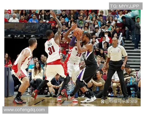 逆转关键！科林斯三分8中5怒砍赛季新高25分4抢断